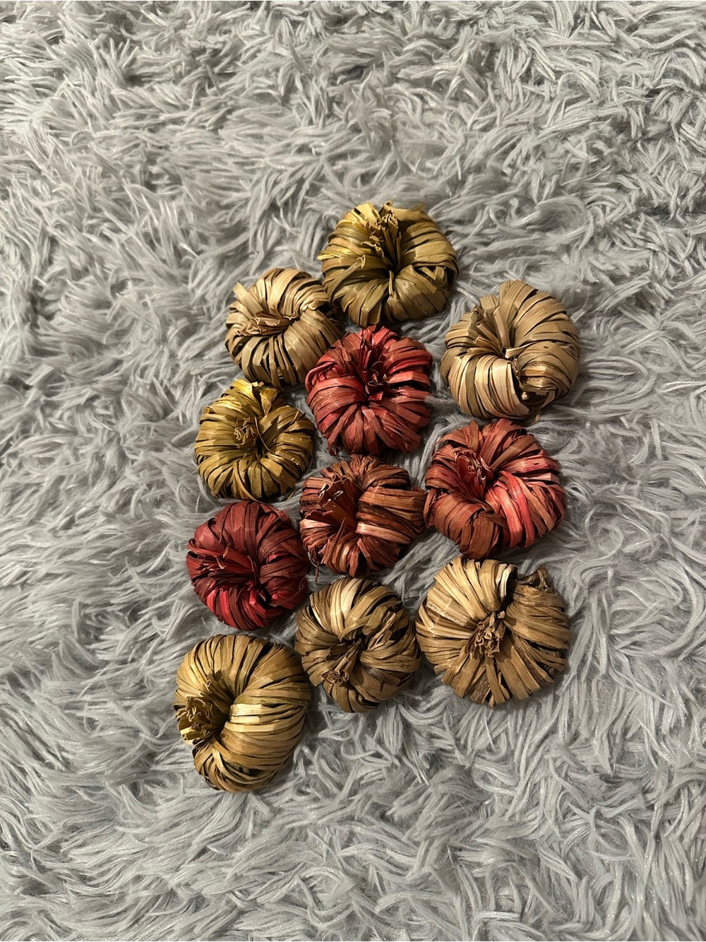 Bundle of 11 mini straw pumpkins